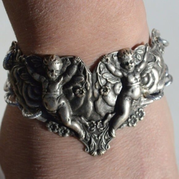 Cherub Angel Cuff Bracelet Victorian Silver Repoussé Cupid Angels Christmas Gift - Picture 4 of 12